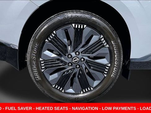 Certified 2025 Nissan Murano Platinum AWD/4WD image 33