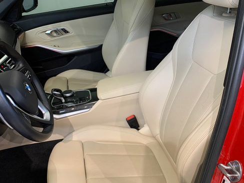 Used 2022 BMW 330i xDrive 330i xDrive Sedan North Americ w/ Premium Package 2 image 16