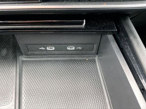 Used 2024 Volkswagen Atlas SEL Premium R-Line AWD/4WD image 26
