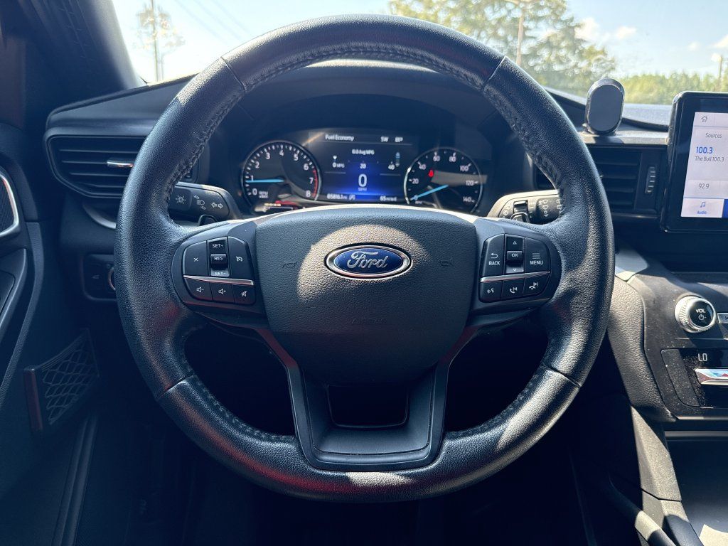Used 2020 Ford Explorer XLT RWD image 15