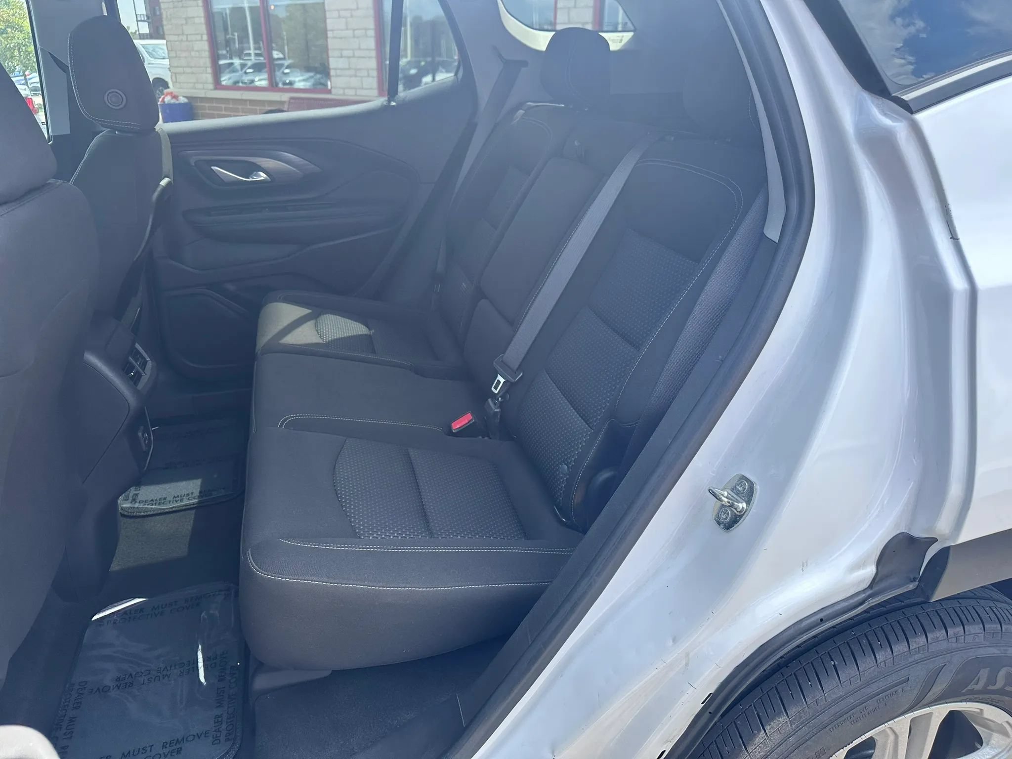Used 2023 GMC Terrain SLE w/ LPO, Floor Liner Package FWD image 12