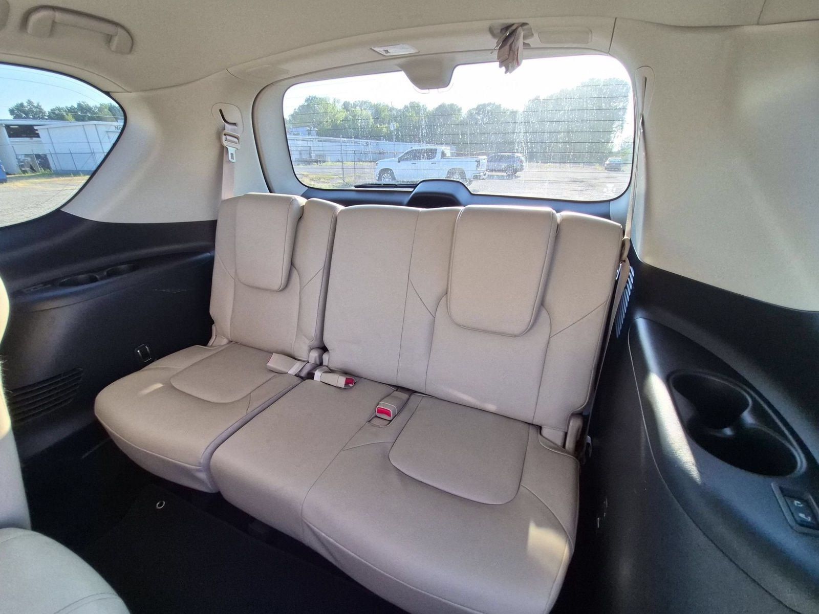 Used 2024 Nissan Armada Platinum w/ Captain's Chairs Package RWD image 29