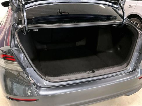 Used 2023 Honda Accord EX image 16