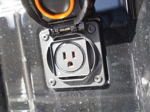 New 2026 Chevrolet Colorado Z71 image 15