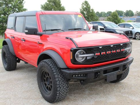 Used 2023 Ford Bronco Wildtrak AWD/4WD image 8