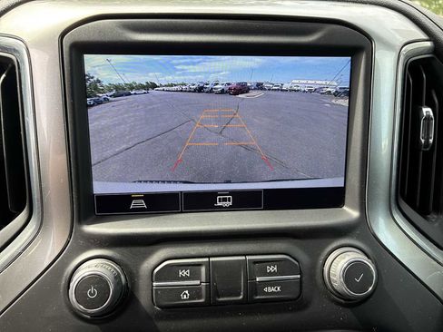 Used 2022 Chevrolet Silverado 1500 LT Trail Boss w/ Convenience Package II AWD/4WD image 20