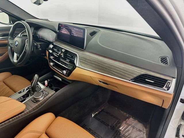 Used 2021 BMW 530i xDrive w/ Convenience Package AWD/4WD image 29