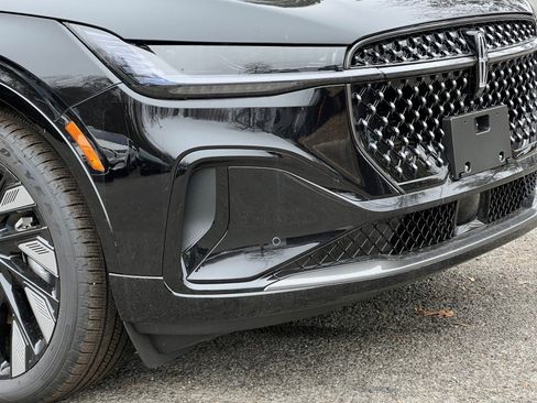 New 2026 Lincoln Nautilus Reserve w/ Jet Appearance Package image 2