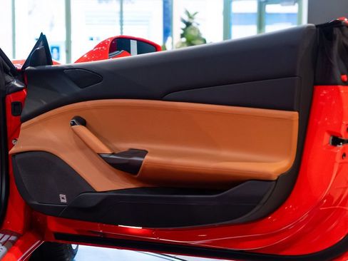 Certified 2019 Ferrari 488 Spider RWD image 40