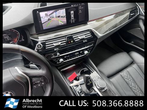Used 2021 BMW 530i xDrive w/ Premium Package image 29