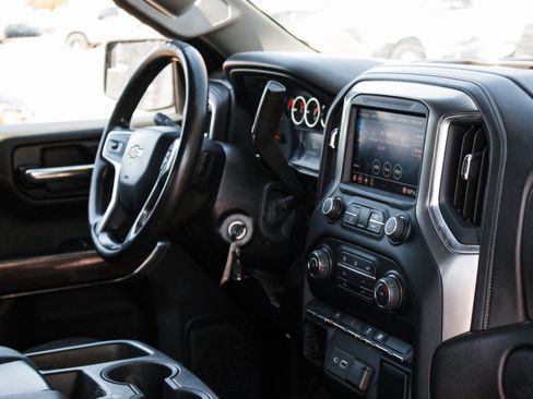 Used 2020 Chevrolet Silverado 1500 LT w/ Trailering Package AWD/4WD image 24