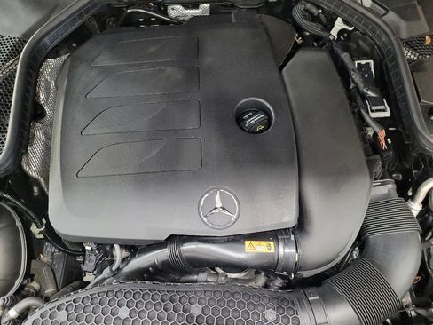 Used 2020 Mercedes-Benz C 300 4MATIC Sedan image 30