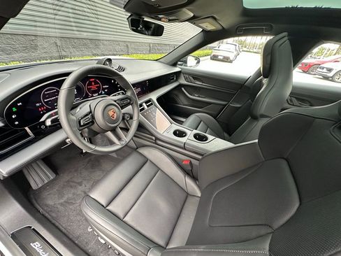 Used 2026 Porsche Taycan 4S image 4