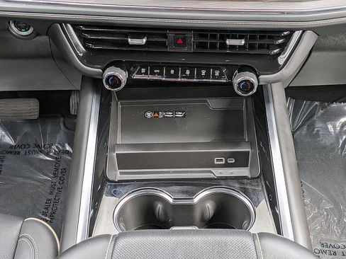 Certified 2025 Chevrolet Tahoe Premier RWD image 35