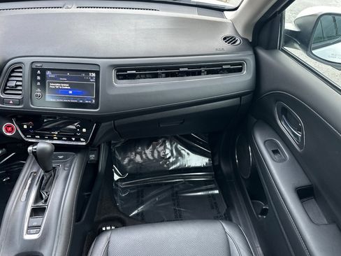 Used 2021 Honda HR-V EX-L image 27
