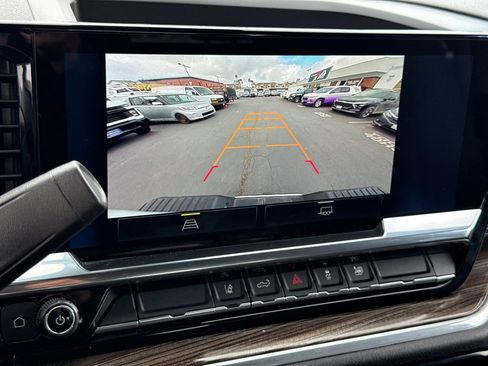 Used 2025 Chevrolet Silverado 2500 LT w/ Convenience Package image 29