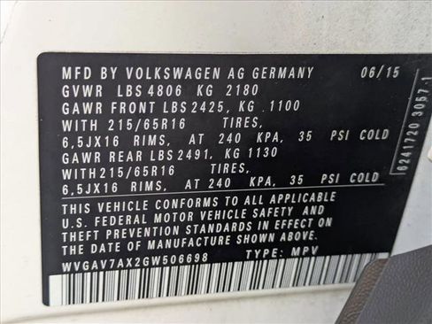 Used 2016 Volkswagen Tiguan S image 23