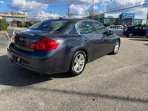Used 2010 INFINITI G37 Journey w/ Premium Pkg image 17