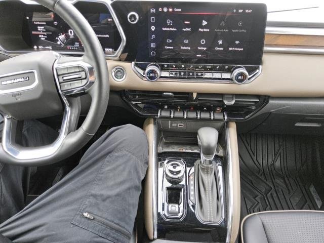 Used 2026 GMC Canyon Denali AWD/4WD image 6
