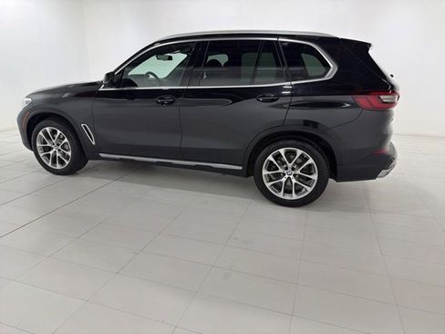 Certified 2023 BMW X5 xDrive40i w/ Premium Package AWD/4WD image 2