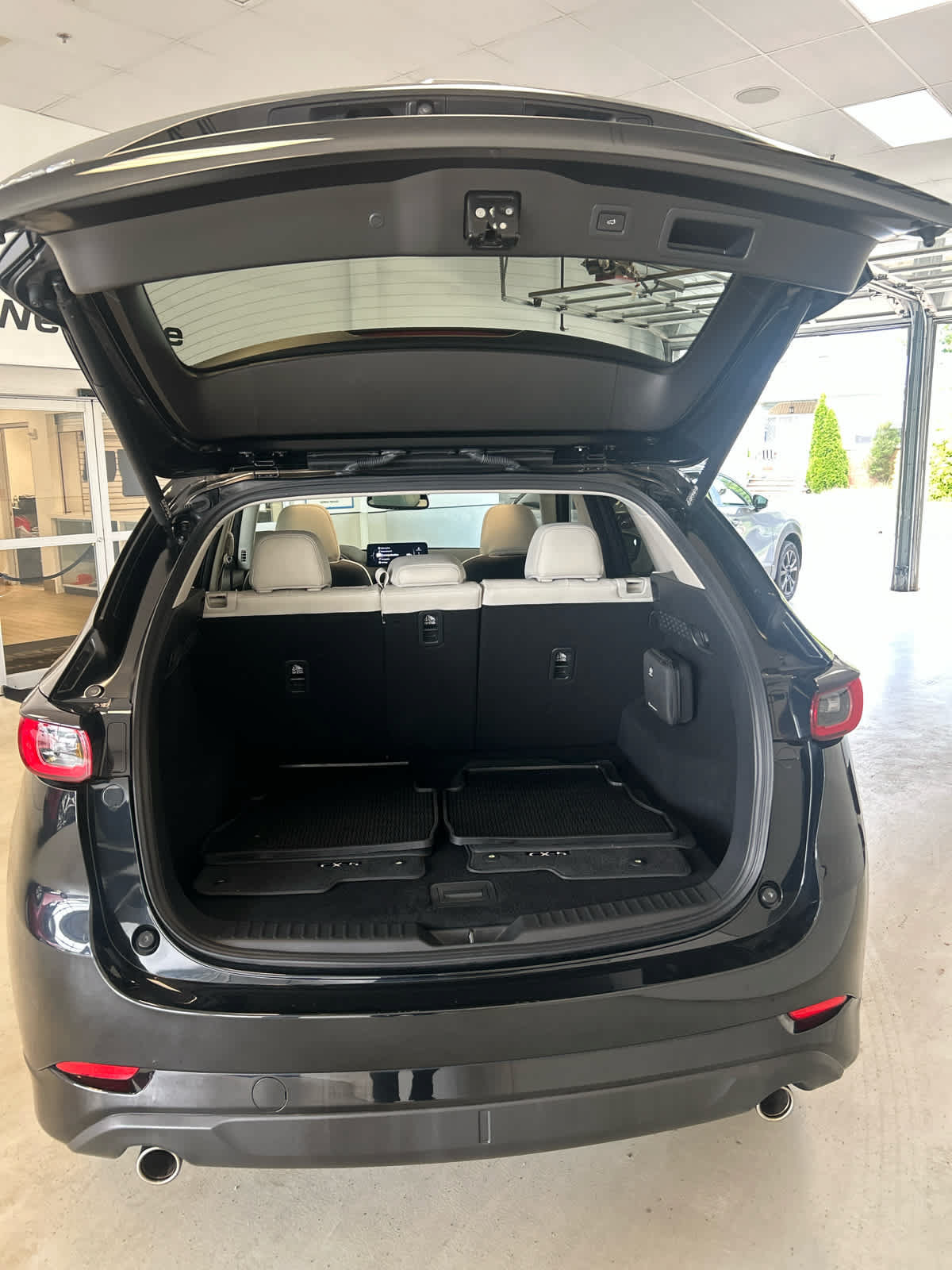 Certified 2024 MAZDA CX-5 AWD 2.5 S w/ Preferred Package image 11