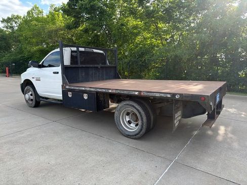 Used 2015 RAM 3500 Tradesman w/ Power & Remote Entry Group RWD image 3