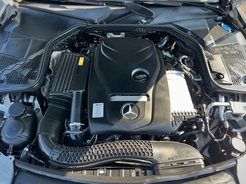 Used 2018 Mercedes-Benz C 300 Sedan image 34