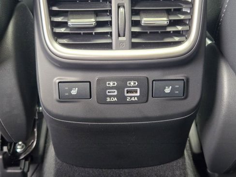 Used 2025 Subaru Outback Touring XT AWD/4WD image 18