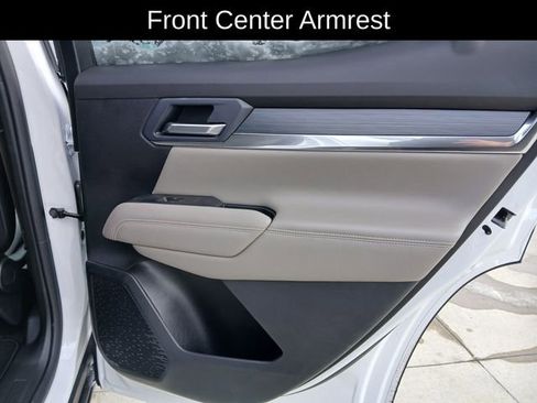 New 2026 GMC Terrain Elevation w/ Elevation Premium Package image 21