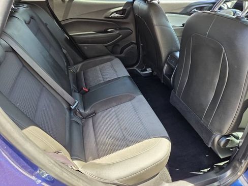Certified 2024 Chevrolet Trax LT w/ Sunroof Package FWD image 14