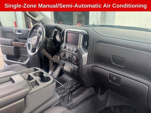 Used 2019 Chevrolet Silverado 1500 LT Trail Boss w/ Convenience Package AWD/4WD image 12