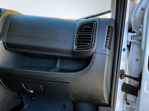 Used 2025 RAM ProMaster 1500 w/ Convenience Group image 17