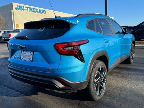 New 2026 Chevrolet Trax RS w/ Sunroof Package image 3