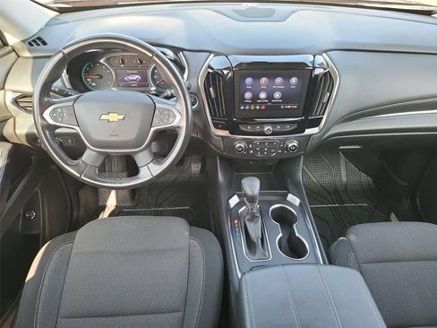 Used 2021 Chevrolet Traverse LT FWD image 12