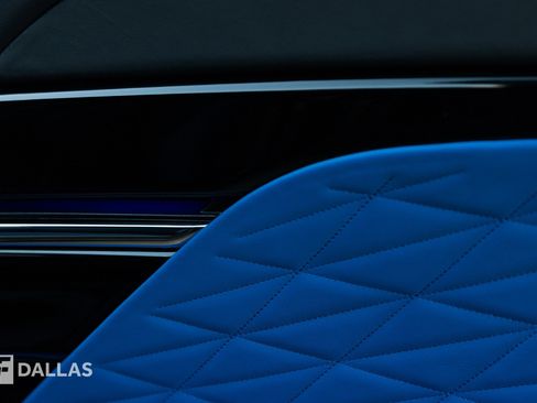 Used 2024 Aston Martin DB12 Coupe image 30