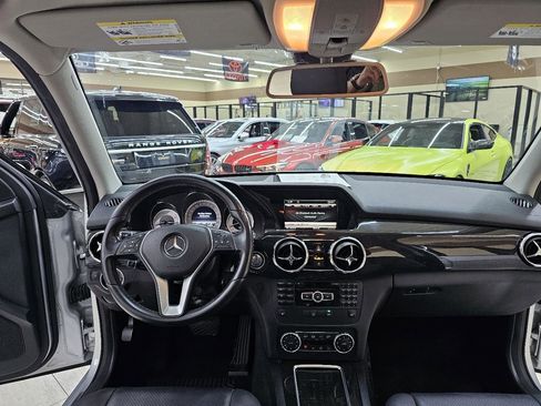Used 2013 Mercedes-Benz GLK 350 2WD w/ Premium 1 Pkg image 27