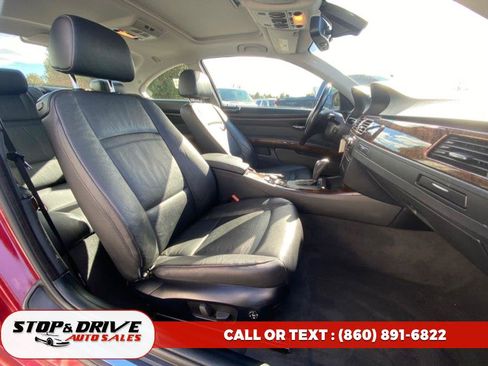 Used 2011 BMW 328i xDrive 2dr Cpe 328i xDrive AWD SULEV image 15