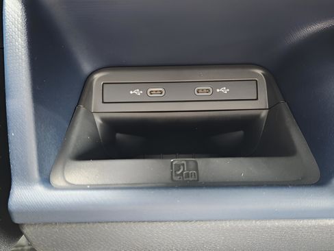 New 2025 Volkswagen ID. Buzz Pro S image 19