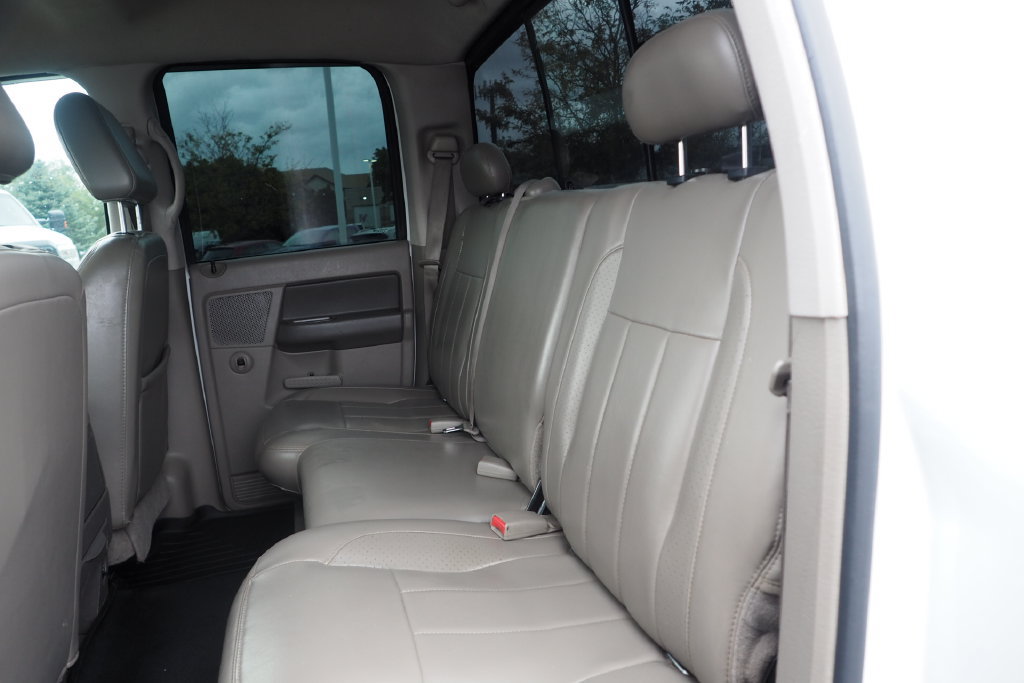 Used 2006 Dodge Ram 2500 Truck Laramie AWD/4WD image 14