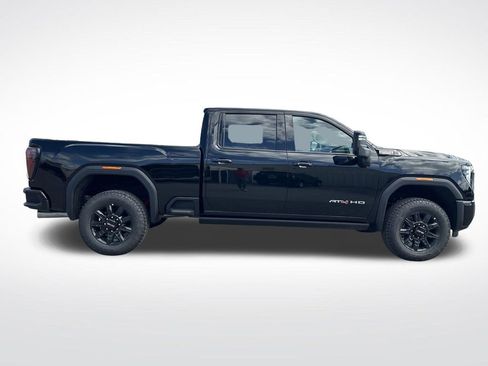 New 2026 GMC Sierra 2500 AT4 w/ AT4 Premium Plus Package image 8