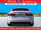 Used 2019 Jaguar XE Premium image 4