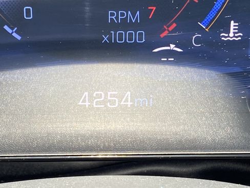Used 2026 Chevrolet Equinox LT FWD image 23