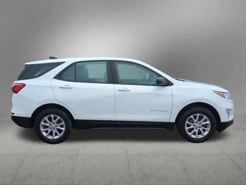 Used 2021 Chevrolet Equinox LS image 7