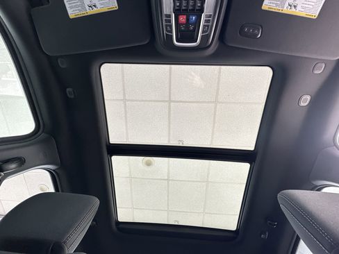 Used 2023 RAM 1500 Big Horn AWD/4WD image 19