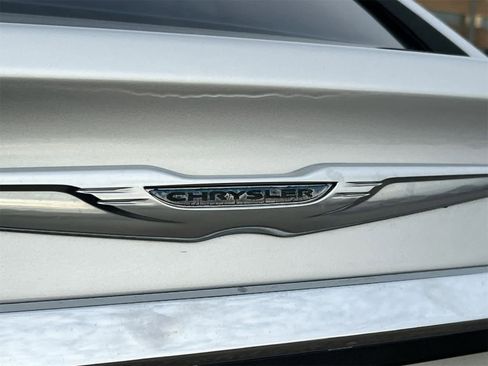 Used 2012 Chrysler 200 Touring image 12