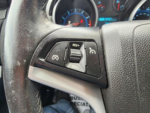 Used 2014 Chevrolet Cruze LT image 19