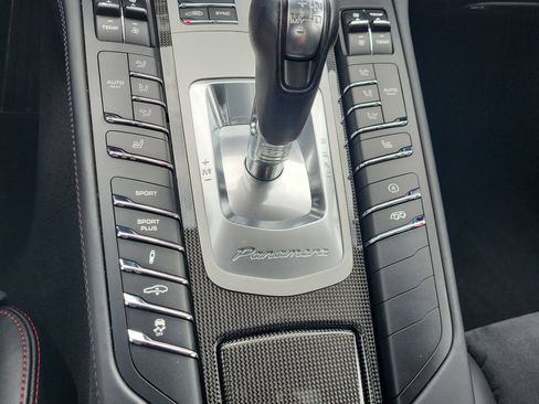 Used 2016 Porsche Panamera GTS AWD/4WD image 32