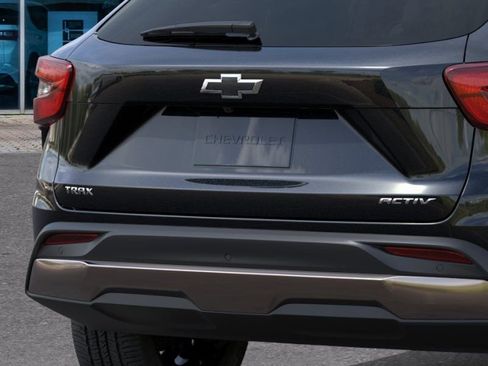 New 2026 Chevrolet Trax ACTIV FWD image 14
