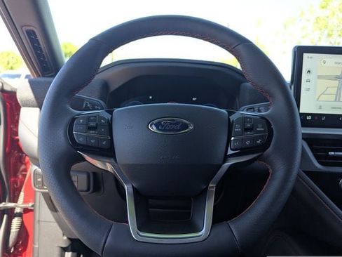 Certified 2026 Ford Explorer ST-Line RWD image 33