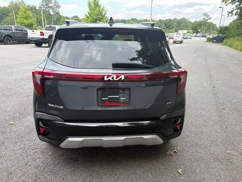 Used 2024 Kia Seltos S AWD/4WD image 4